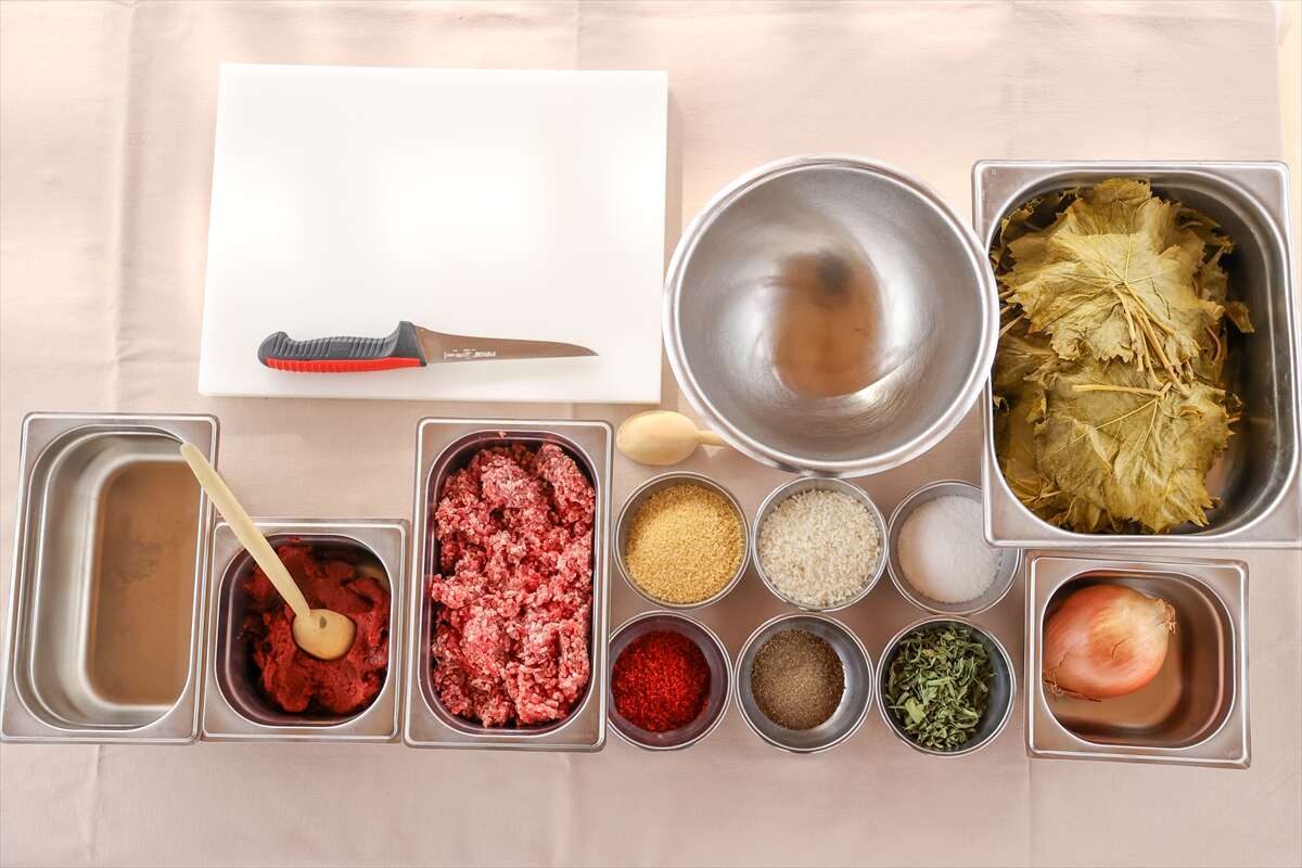 konyanin-vazgecilmez-lezzetiyle-bayram-sofralari-senleniyor-002