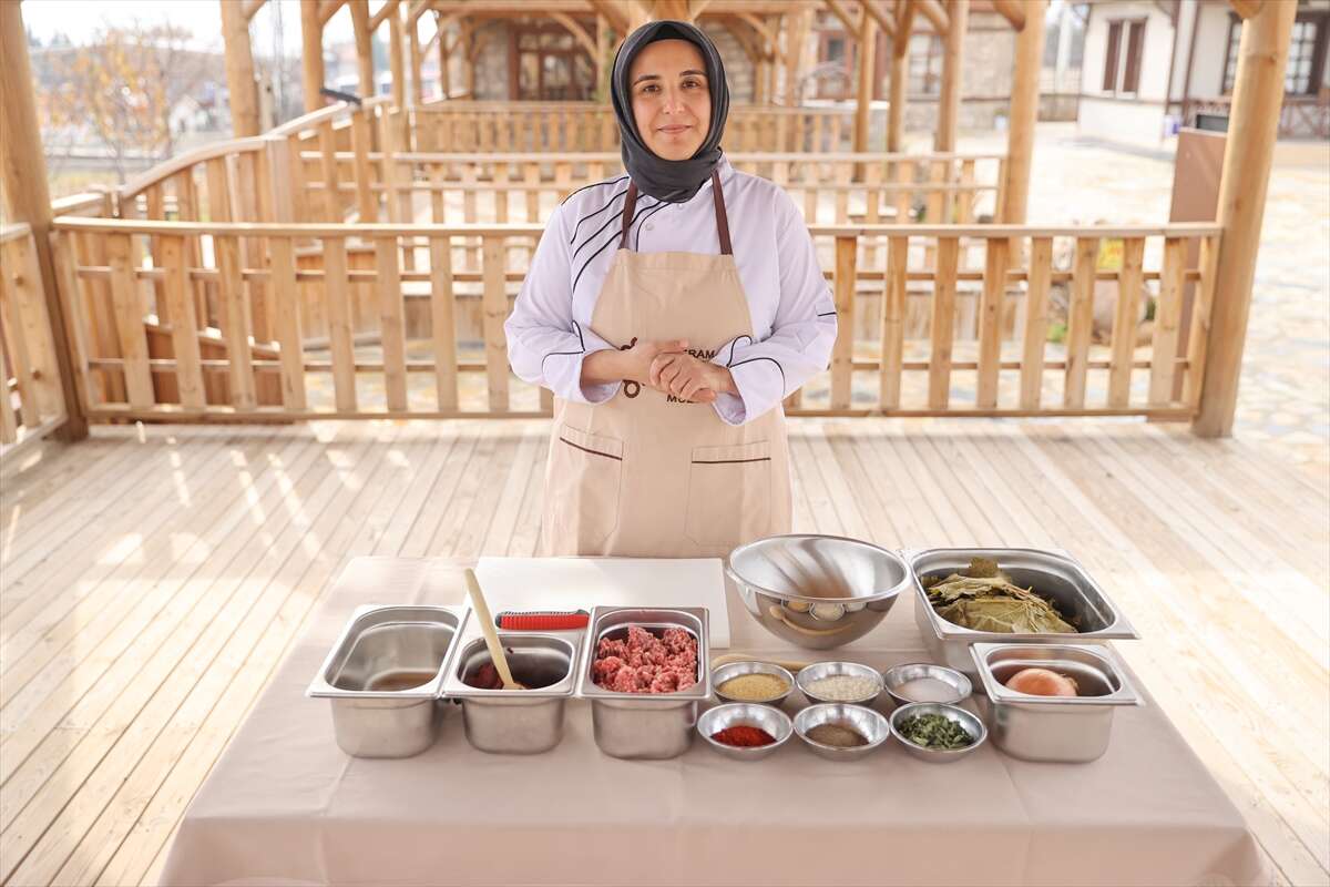 konyanin-vazgecilmez-lezzetiyle-bayram-sofralari-senleniyor-003