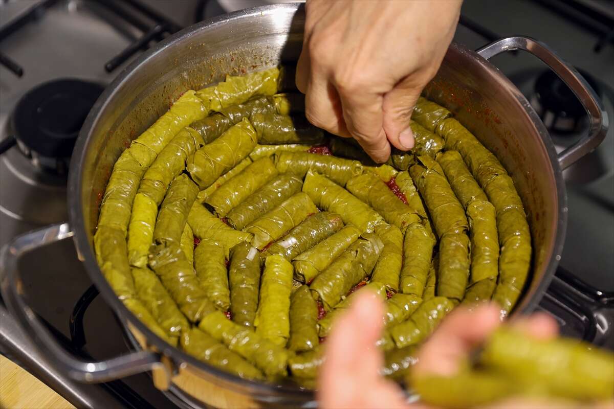 konyanin-vazgecilmez-lezzetiyle-bayram-sofralari-senleniyor-009