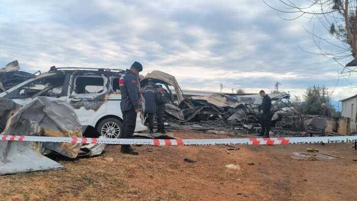 yangin-faciasi-anne-ve-5-cocugu-oldu