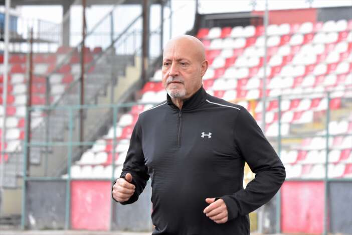 emekli-olduktan-sonra-atletizme-basladi-barilariyla-genclere-tas-cikartti