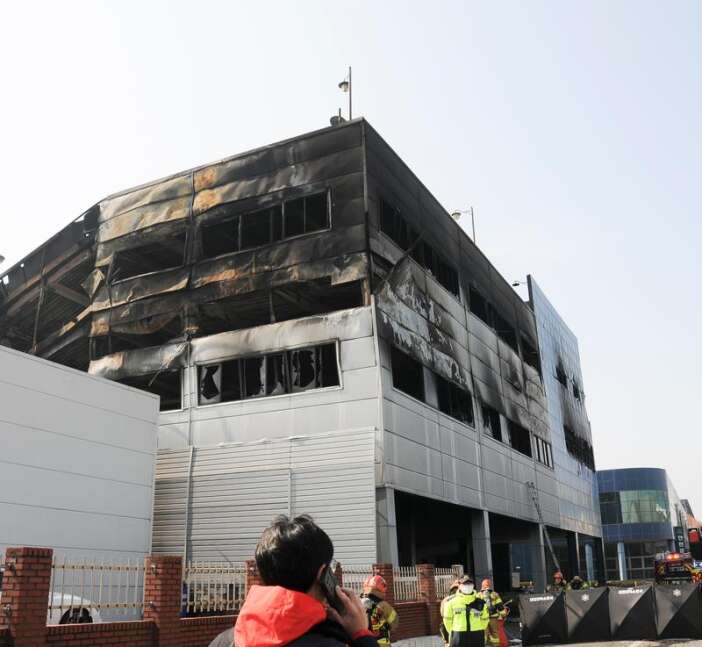 fabrikada-yangin-11-kisi-hayatini-kaybetti