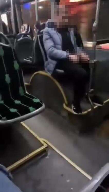 halk-otobusunde-igrenc-goruntuler