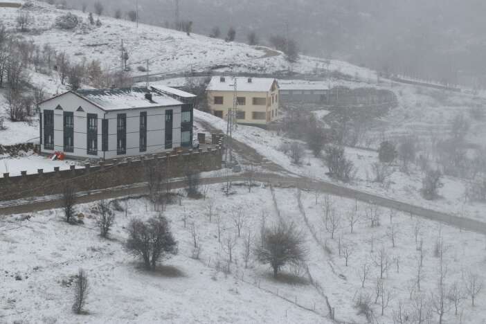 konyada-bayram-bereketi-bir-ilcede-kar-yagisi-basladi