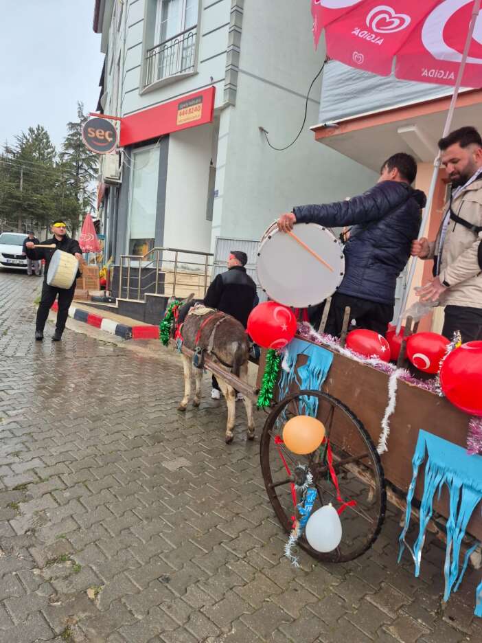 konyada-davulcular-eski-gelenegi-yasatmaya-devam-ediyor