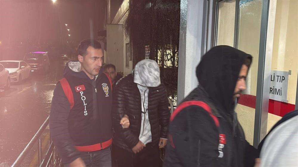 sigara-kavgasi-kanli-bitti-17-yasindaki-cocuk-oldu-2-agabeyi-yarali