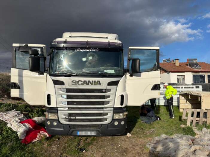 dur-ihtarina-uymayan-tir-surucusu-bedeli-cok-agir-odedi