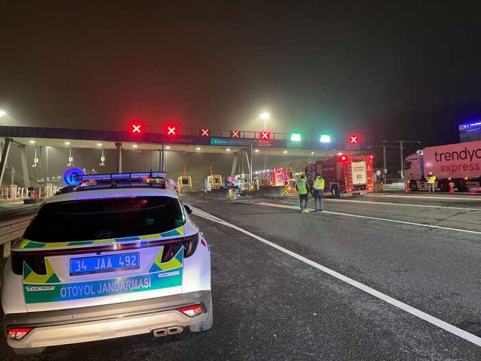 giselere-carpan-otomobil-takla-atti-2-yarali-var