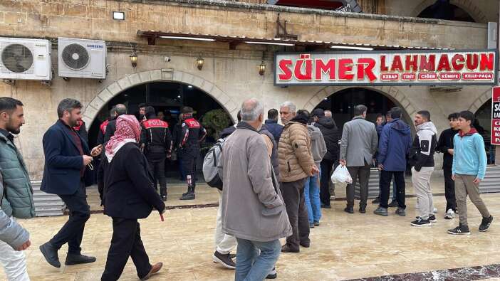 kardes-dehseti-agabeyini-silahla-vurdu