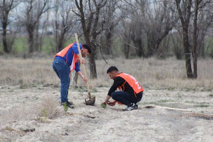 konyadaki-ogretmen-adaylari-erozyona-savas-acti