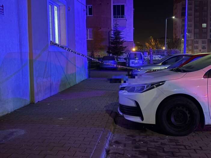 karisinin-oldugunu-goren-adam-fenalik-gecirdi