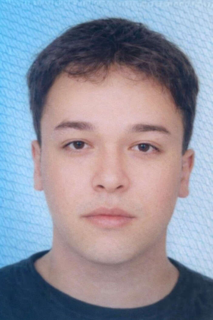 kontrolden-cikan-otomobil-takla-atti-ali-eren-kayar-oldu