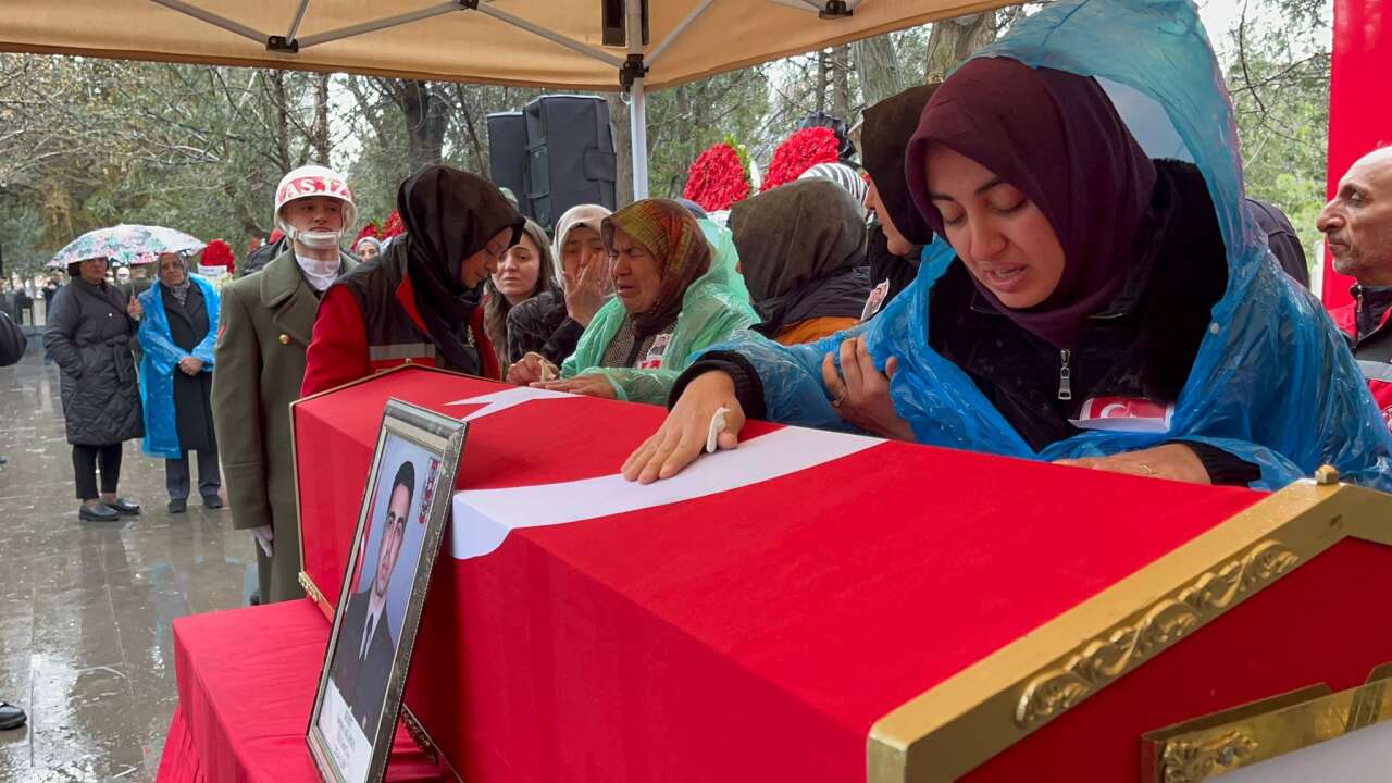 konya-sehidi-selman-akarseli-son-yolculuguna-ugurladi