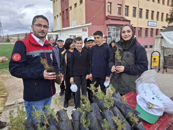 konyada-fidanlar-gelecekle-bulustu