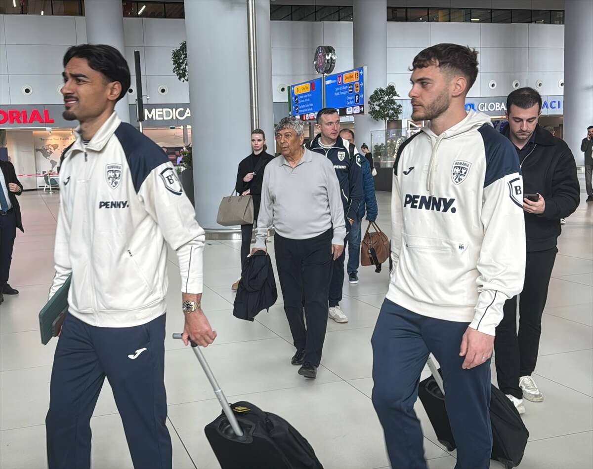 turkiyenin-rakibi-romanya-milli-takimi-istanbula-geldi