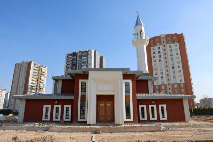 konya-selcukluya-ikinci-mahalle-kulliyesi-yapiliyor