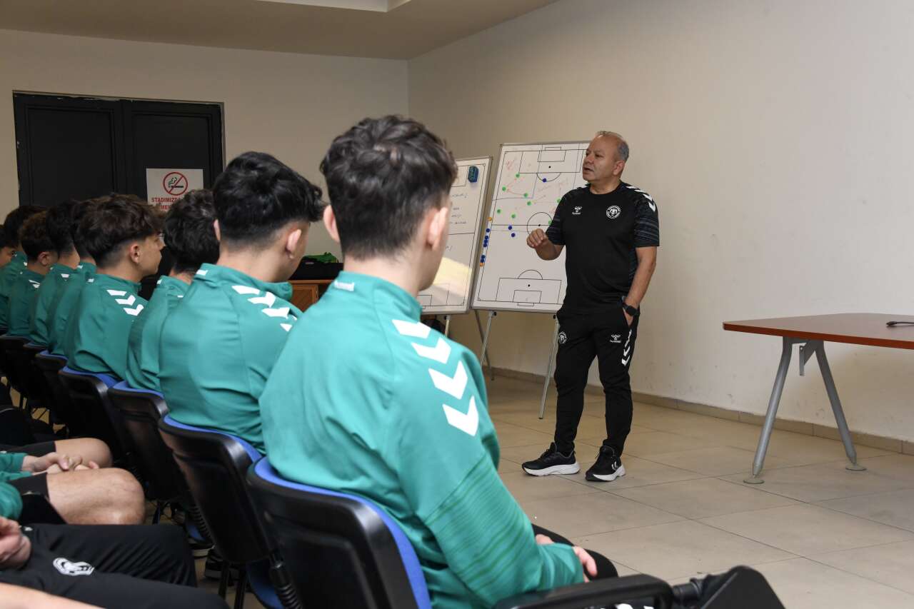 konyaspordan-turk-futboluna-ornek-uygulama