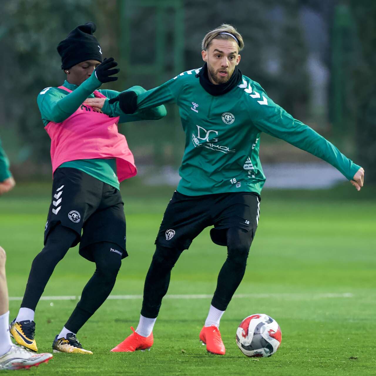 konyasporun-samsunspor-maci-hazirliklari-5-eksikle-basladi