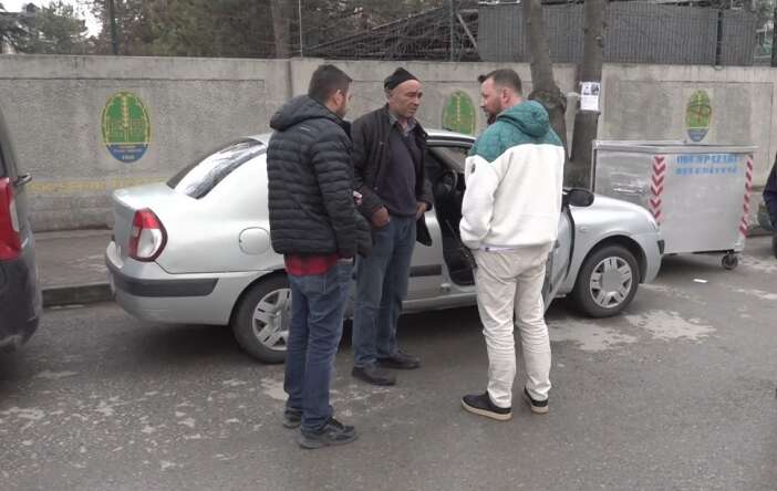 otomobili-calindi-sandi-gercek-bambaska-cikti