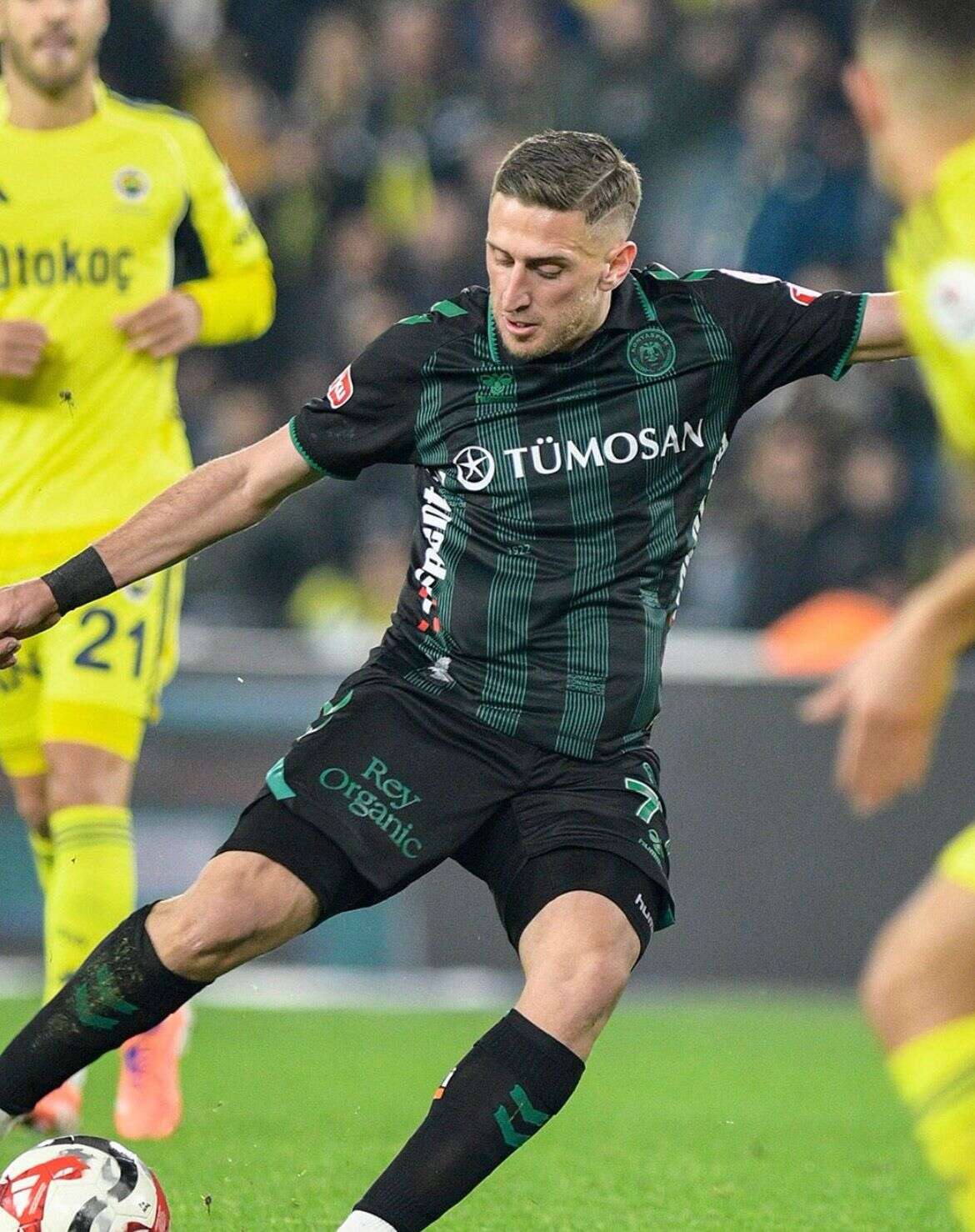 konyaspor-fenerbahce-macinin-tarih-ve-saati-aciklandi