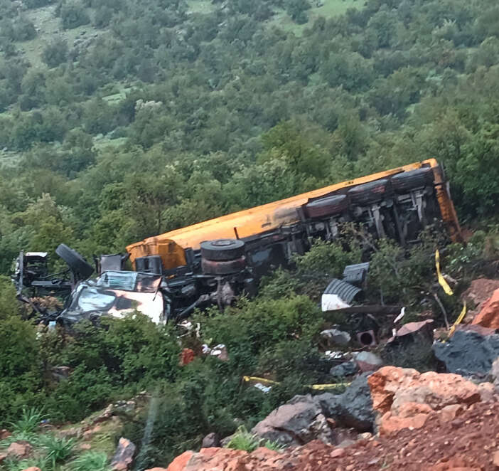 25-yasindaki-tir-soforu-korkunc-sekilde-can-verdi