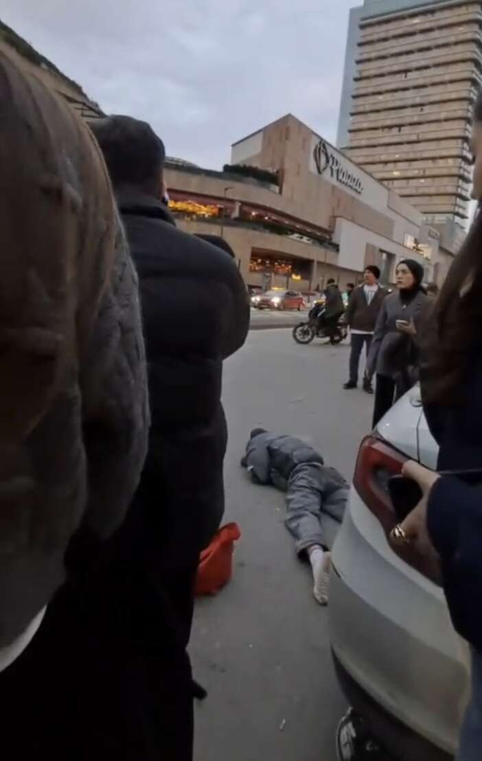 bebek-arabasina-motosiklet-carpti-minik-arya-hayatini-kaybetti