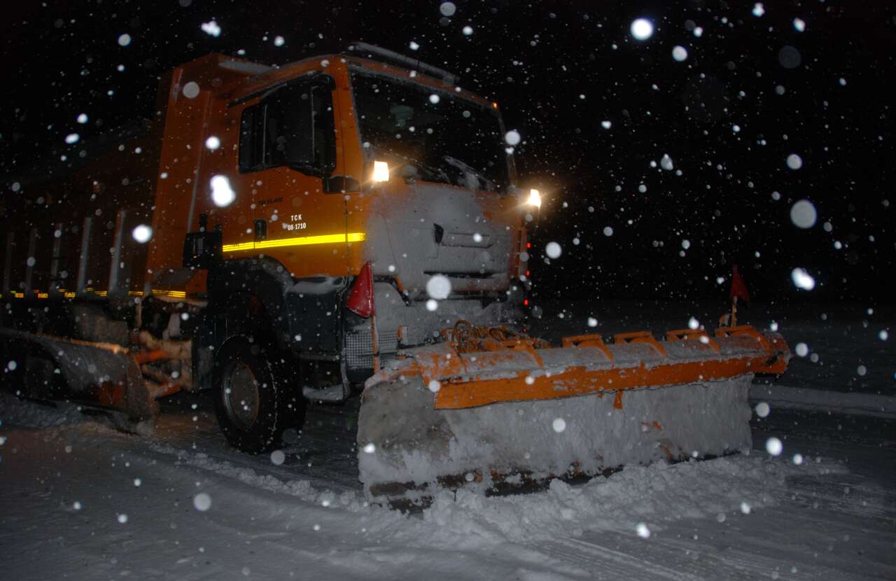 konyayi-antalyaya-baglayan-gecitte-kar-surprizi-5-santime-ulasti