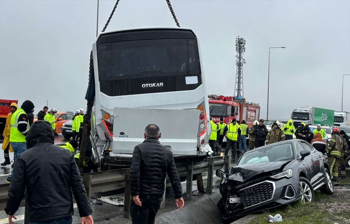 istanbul-valiliginden-tum-ulkeyi-sevindiren-aciklama-kalp-masajiyla-hayata-dondu