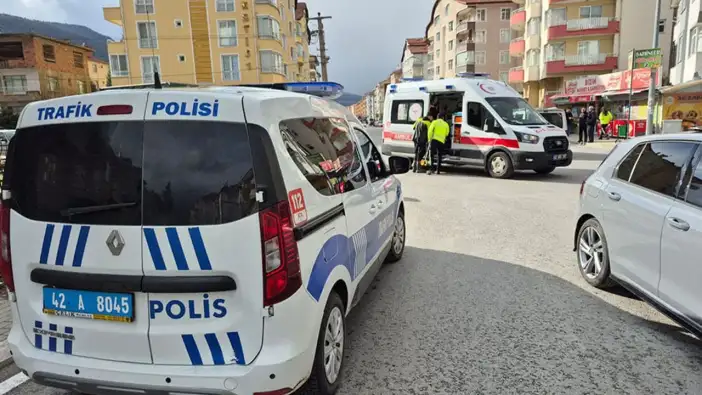 konyada-motosiklet-kazasi-surucu-yarali-kurtuldu