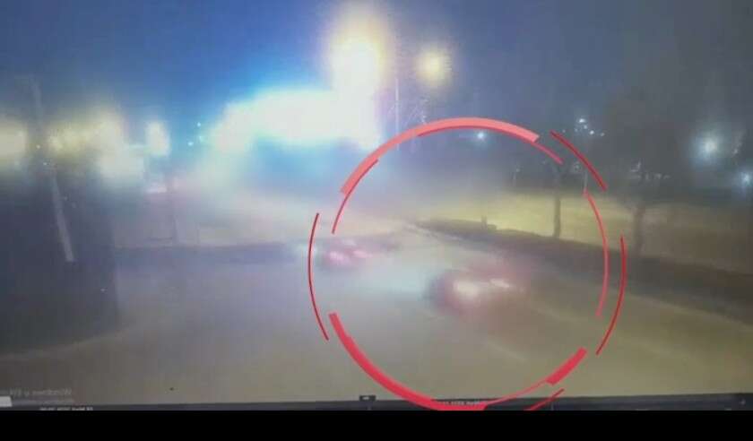 konyada-trafikte-yaris-pahaliya-patladi-ceza-kesildi-ehliyetleri-de-gitti