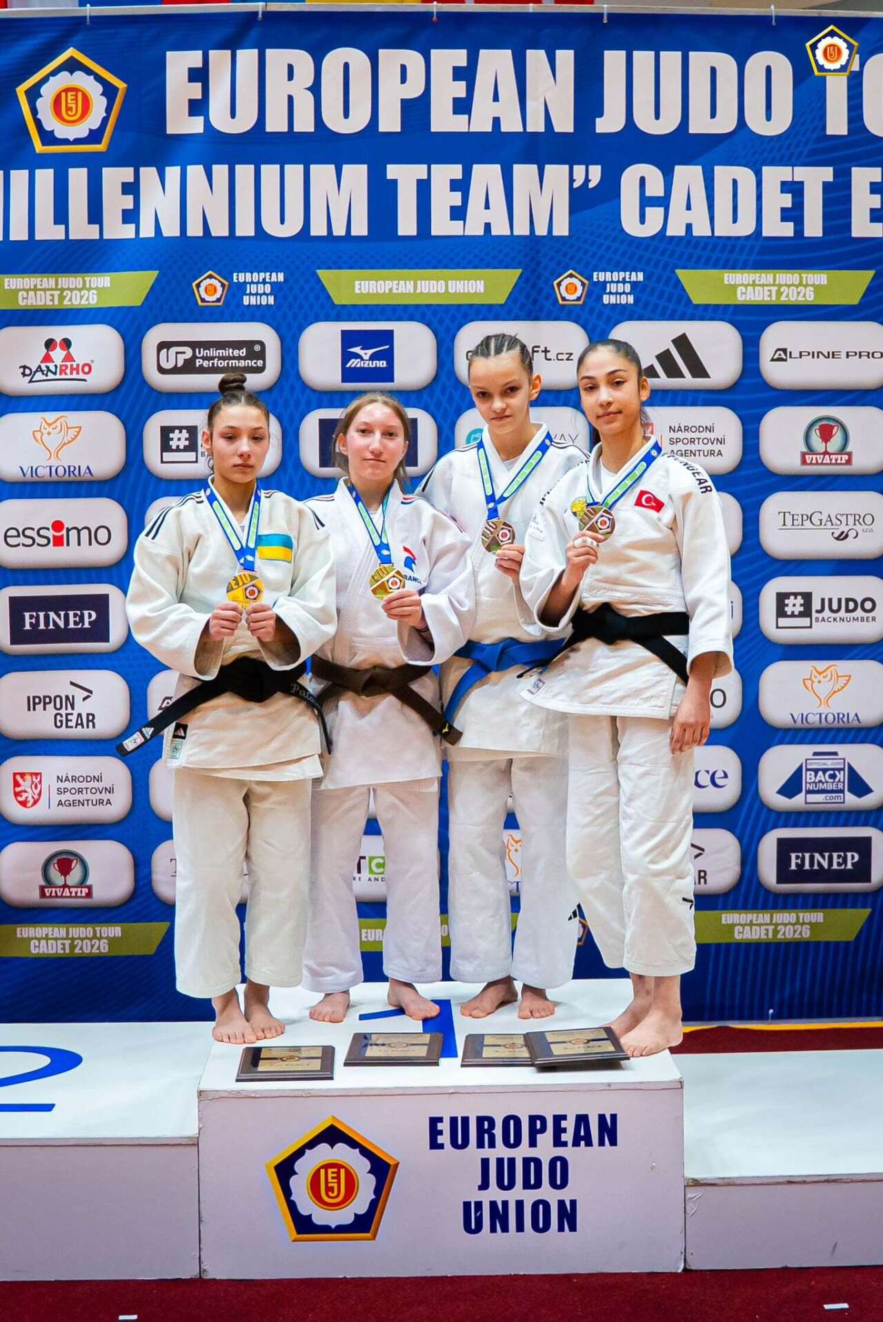 konyanin-basarili-sporcusu-havva-sena-avrupada-yine-kursude