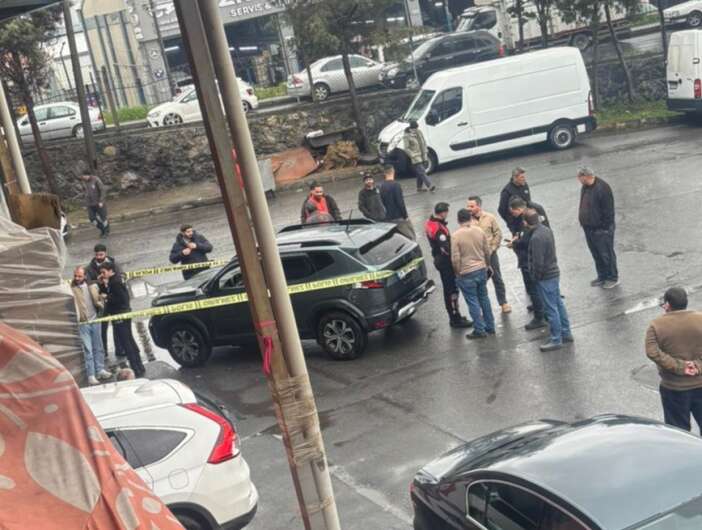 esiyle-gorustugunu-dusundugu-adami-basindan-vurdu-gercek-bambaska-cikti