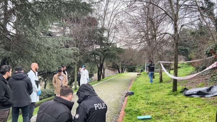 parkta-ceset-bulundu-kimlik-tespitinde-17-detay-daha-cikti