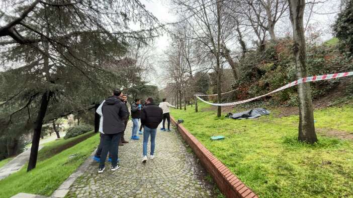 parkta-ceset-bulundu-kimlik-tespitinde-17-detay-daha-cikti