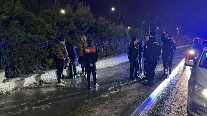 polisten-kacti-yakalaninca-alkolmetreye-uflemeyince-ceza-cok-agir-oldu