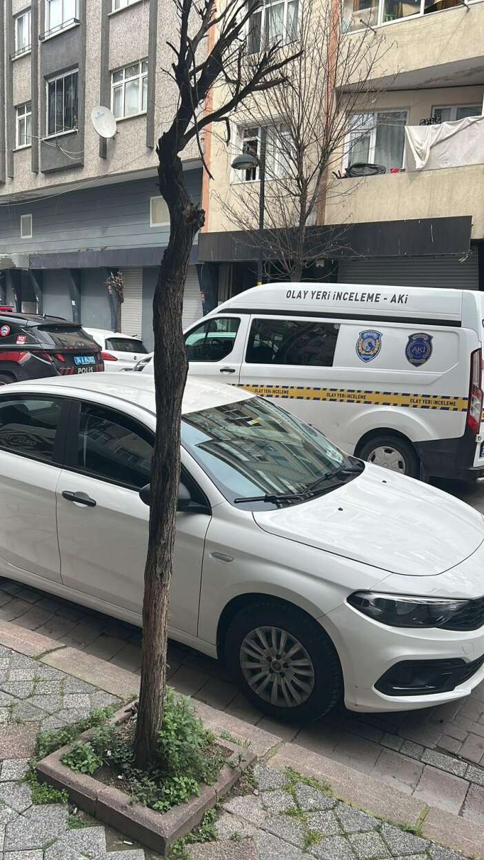 bina-yikimi-sirasinda-facia-kafasina-beton-dusen-cocuk-oldu