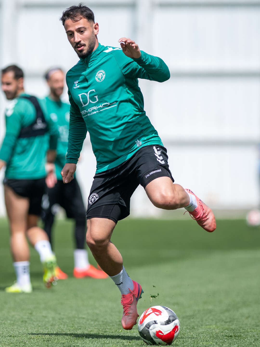 konyasporda-samsunspor-mesaisi-suruyor-3-isim-takima-katildi