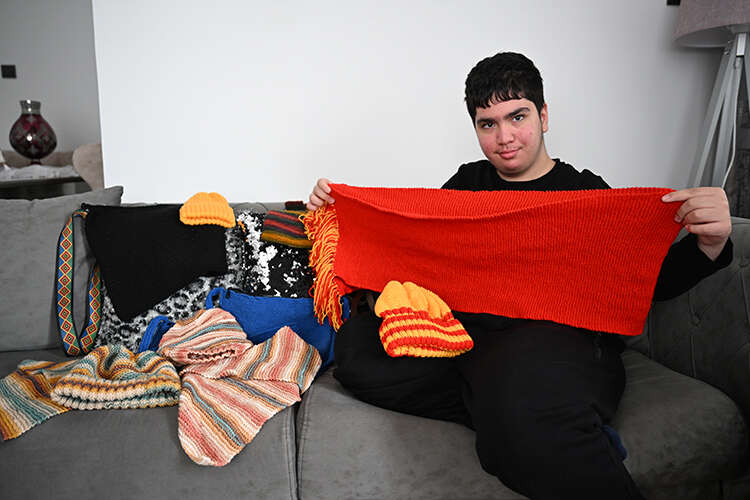 otizmli-musa-orguyle-basladi-simdi-dukkan-hayali-kuruyor