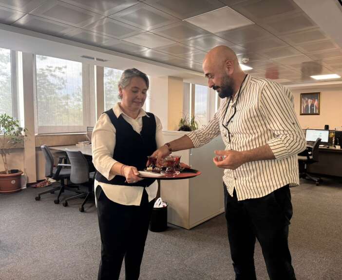 babasi-konyaya-gondermedi-hayalini-35-yil-sonra-gerceklestirdi