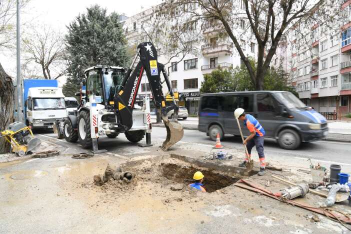 konya-buyuksehir-belediyesi-su-tasarrufu-icin-araliksiz-calisiyor