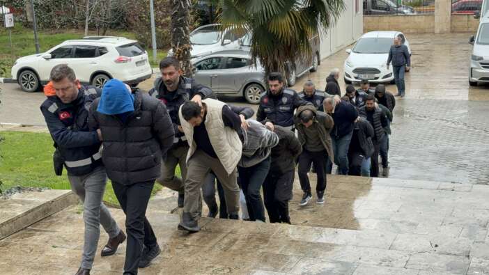 konya-dahil-13-ilde-satir-2-operasyonu-30-gozalti