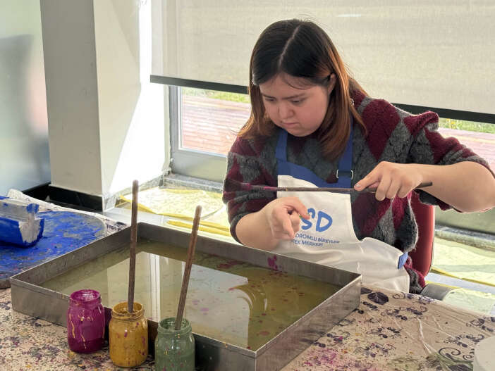 konyada-engeller-degil-renkler-konustu