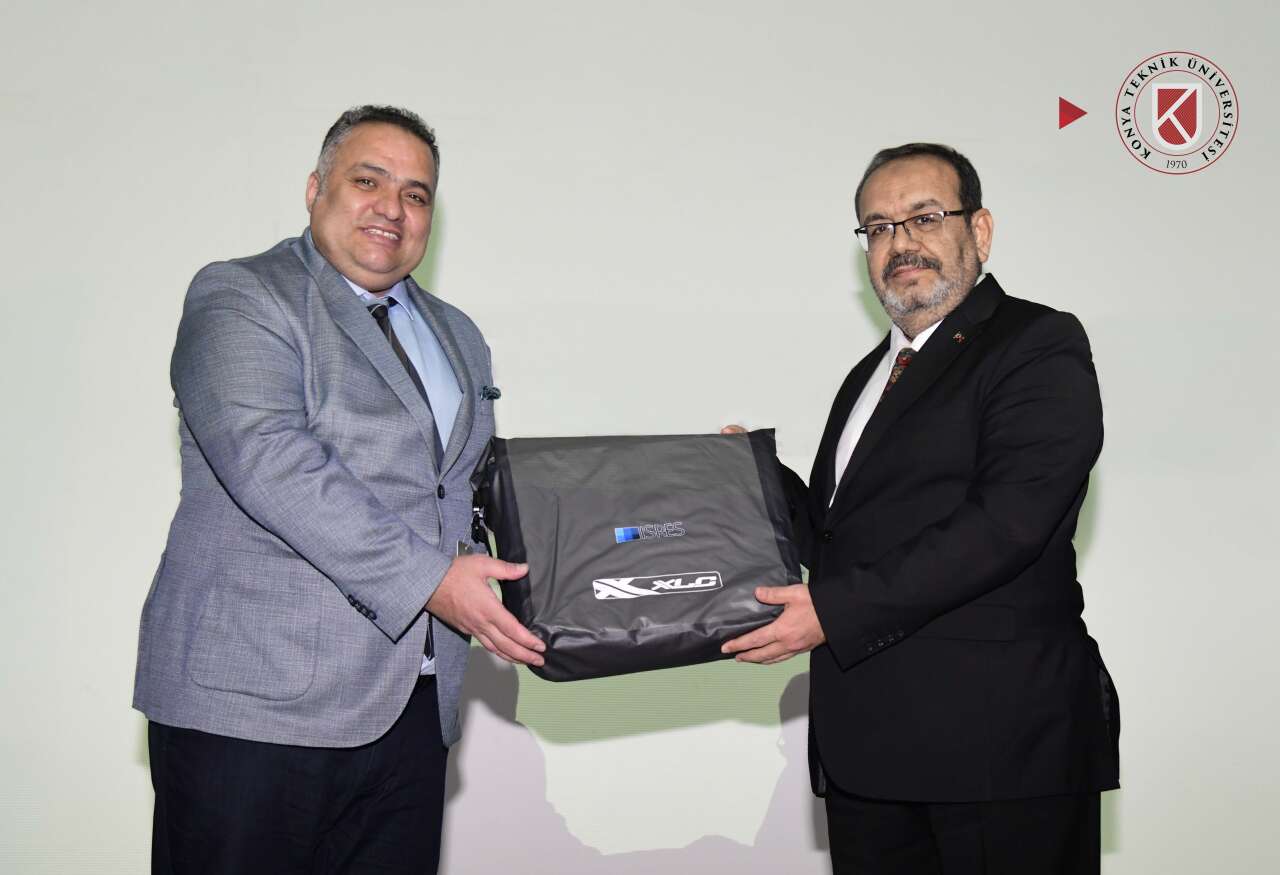 konyada-uluslararasi-bilim-konferansi-basladi