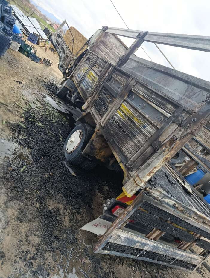 konyali-pazarcinin-tum-birikimi-bir-gecede-kul-oldu