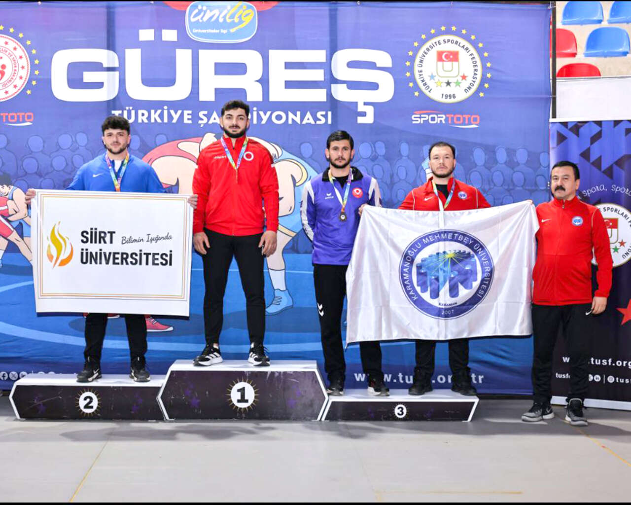 konyanin-gurescileri-3-sehirden-9-madalyayla-dondu