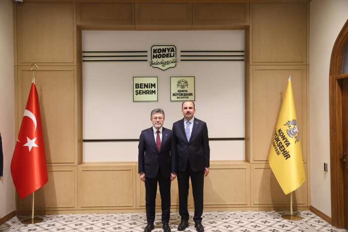 bakan-yumakli-konyanin-tas-binasinda