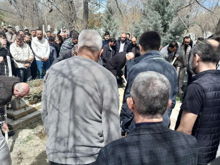 kazada-can-veren-minik-bilgeye-konyada-yurek-yakan-veda