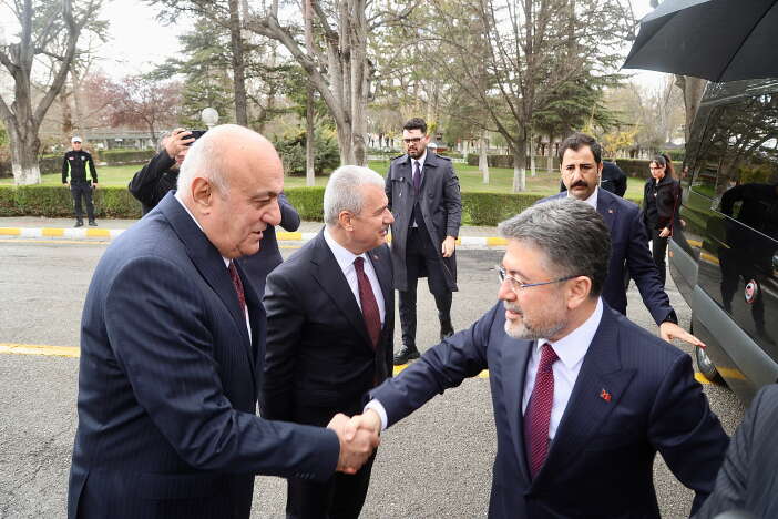 tarim-bakani-yumakli-konya-sekerde-kullandigi-ifadeler-dikkat-cekti