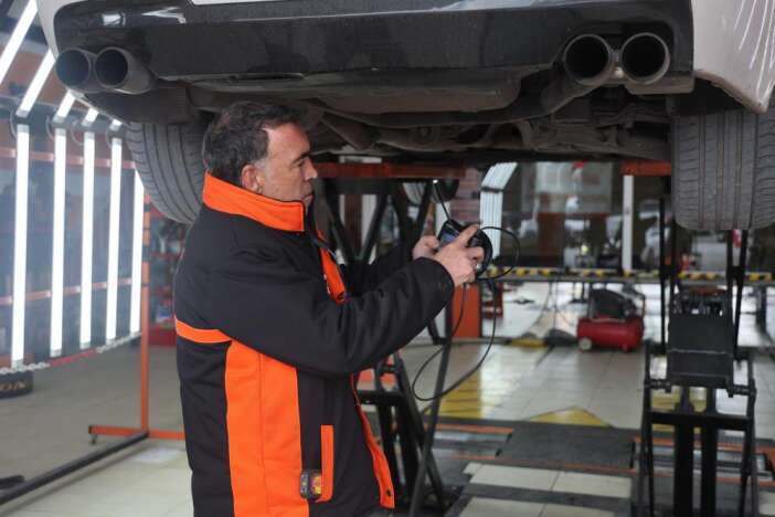 uzmani-konyadan-uyardi-kaza-sonrasi-aractaki-deger-kaybina-dikkat