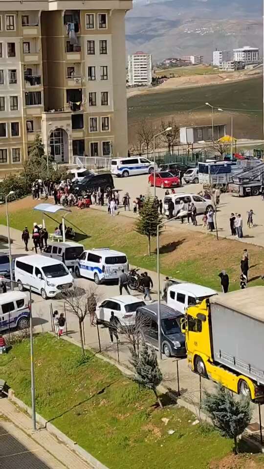 aidat-tartismasinda-yumruklar-konustu-4-kisi-yaralandi